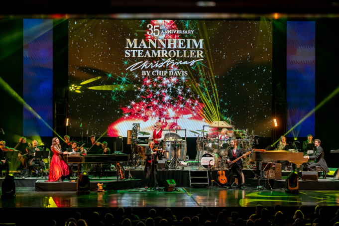 Mannheim Steamroller Christmas